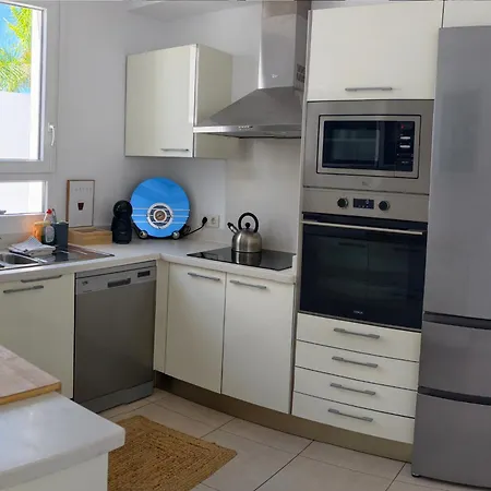 Casa Rafa Villa, 4br Private Pool, Costa Adeje, Tenerife Дом отдыха