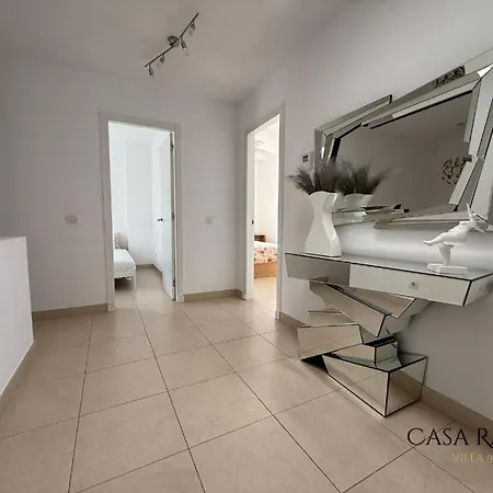 Дом отдыха Casa Rafa Villa, 4br Private Pool, Costa Adeje, Tenerife Адехе