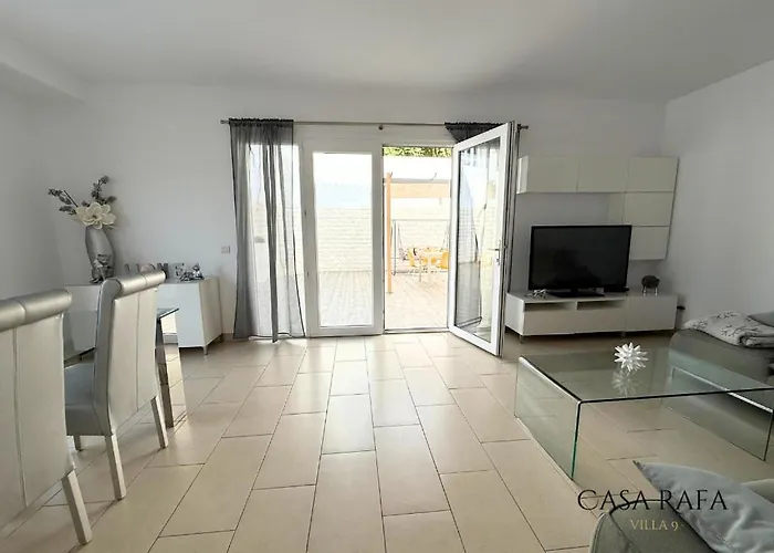 Casa Rafa Villa, 4br Private Pool, Costa Adeje, Tenerife Holiday home